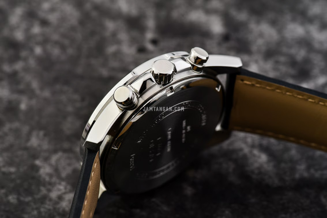 G-SHOCK MTP-W500L-1A