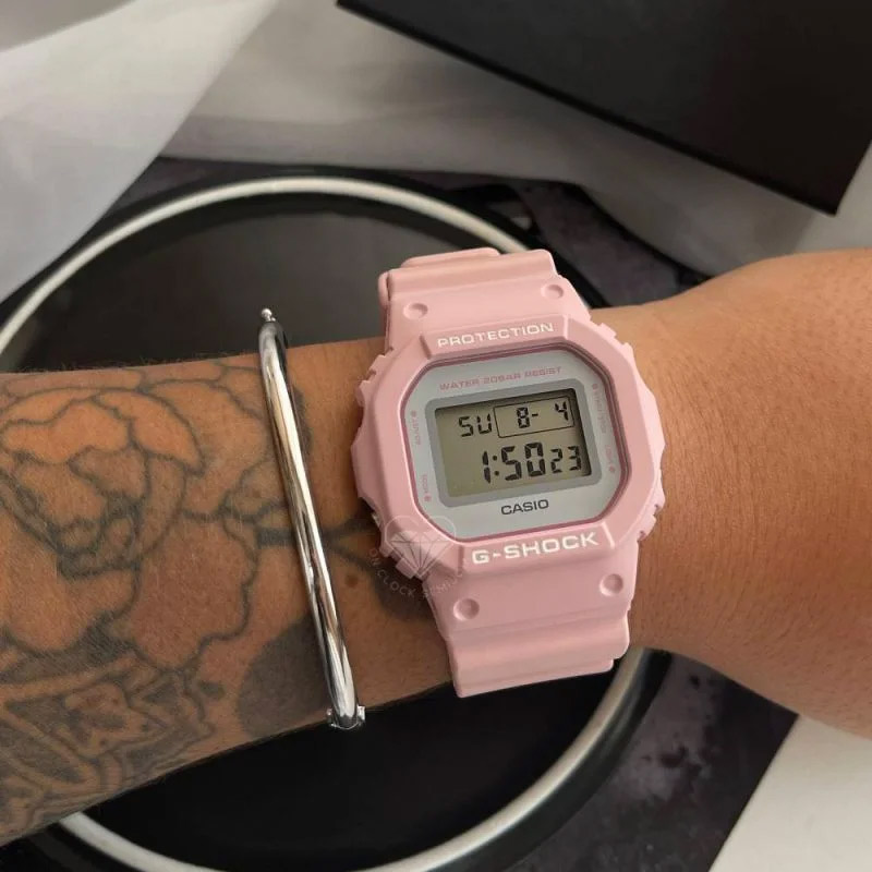 G-SHOCK DW-5600SC-4E