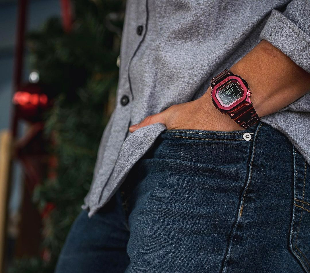 G-SHOCK GMW-B5000RD-4E
