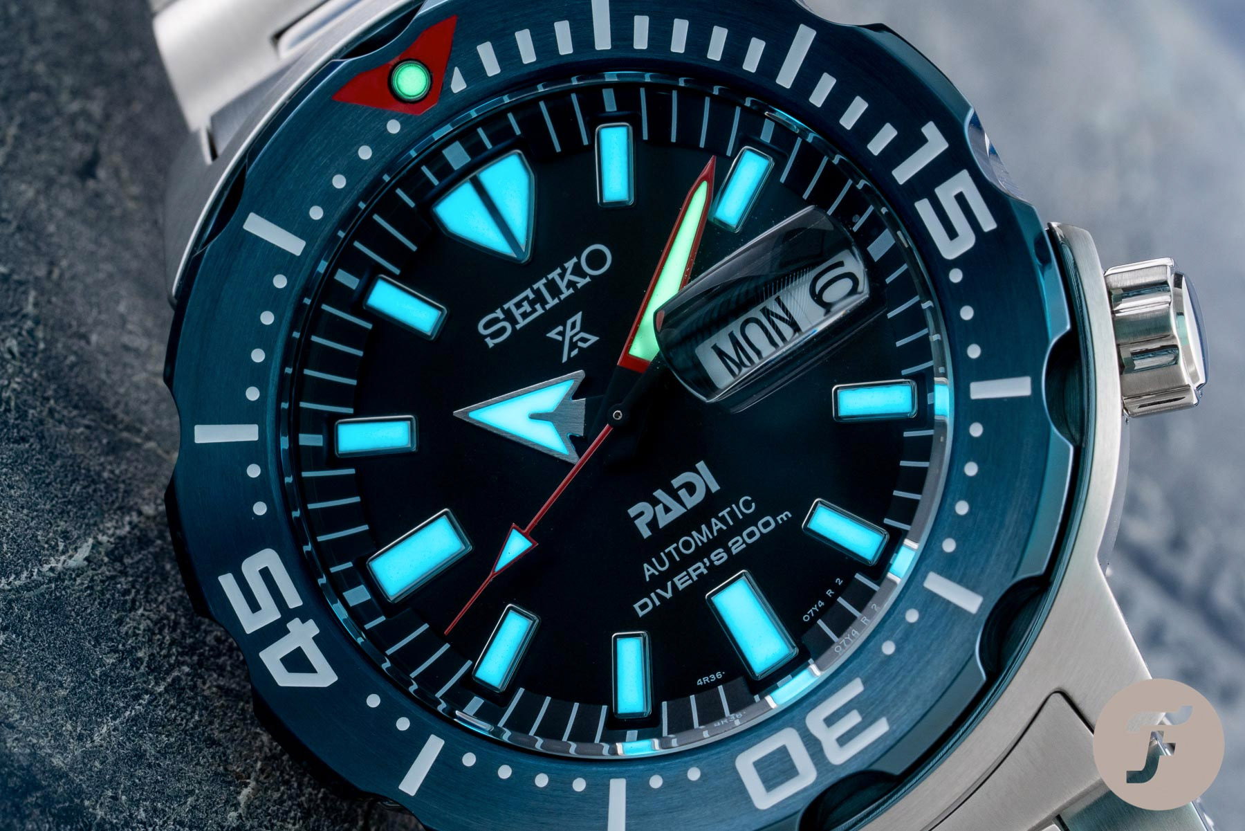 Японские часы Seiko SRPE27K1