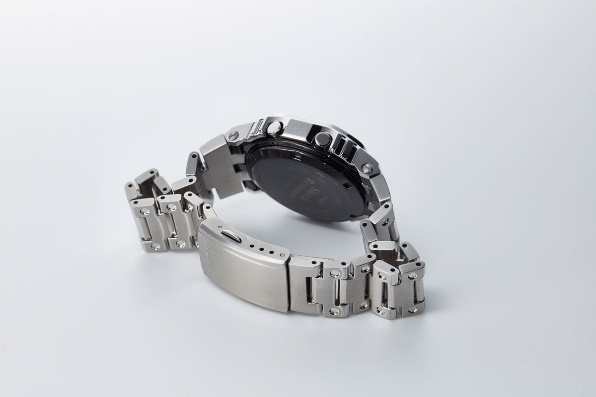 G-SHOCK GM-B2100PC-1A