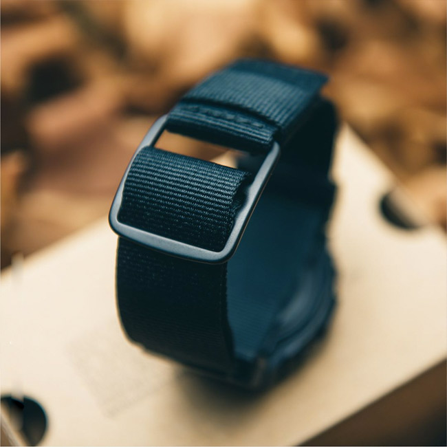 G-SHOCK DW-D5600NH-1D