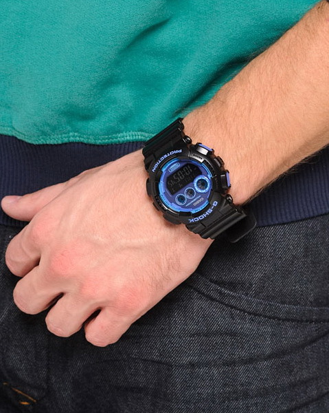 G-SHOCK GD-120N-1B2