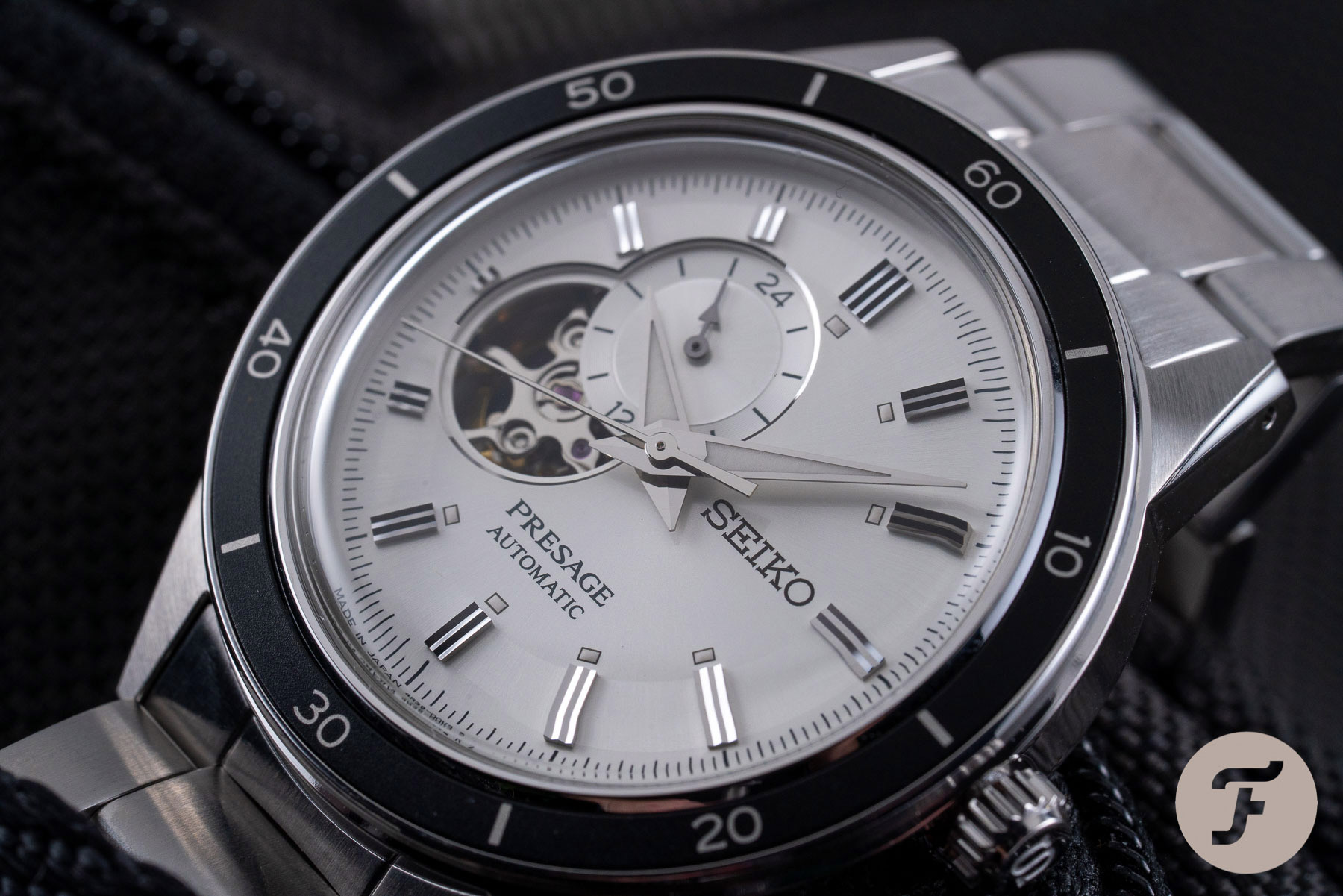 Японские часы Seiko SSA423J1