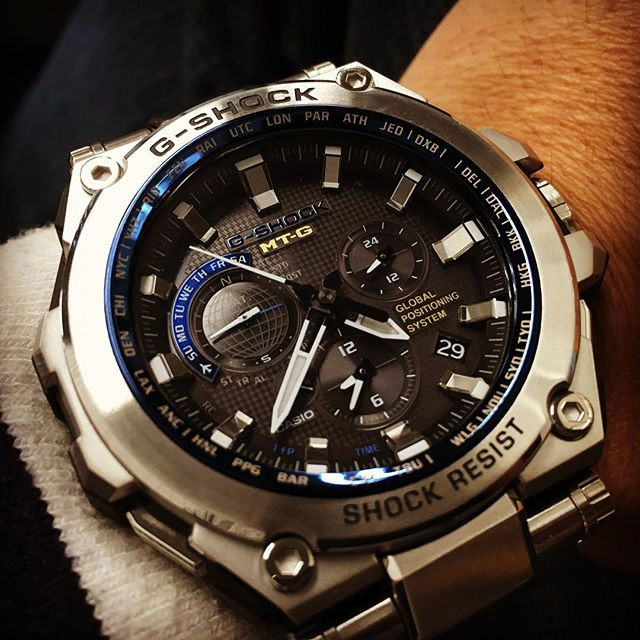 G-SHOCK MTG-G1000D-1A2