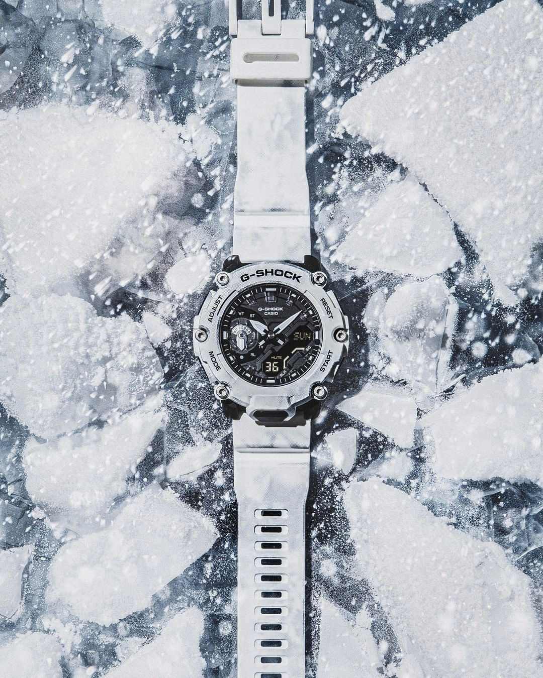 G-SHOCK GA-2200GC-7A