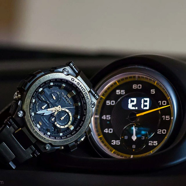 G-SHOCK MTG-S1000BS-1A