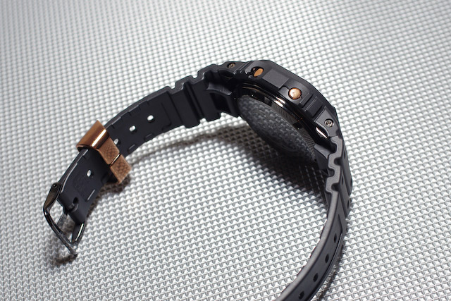 G-SHOCK DW-5030C-1E