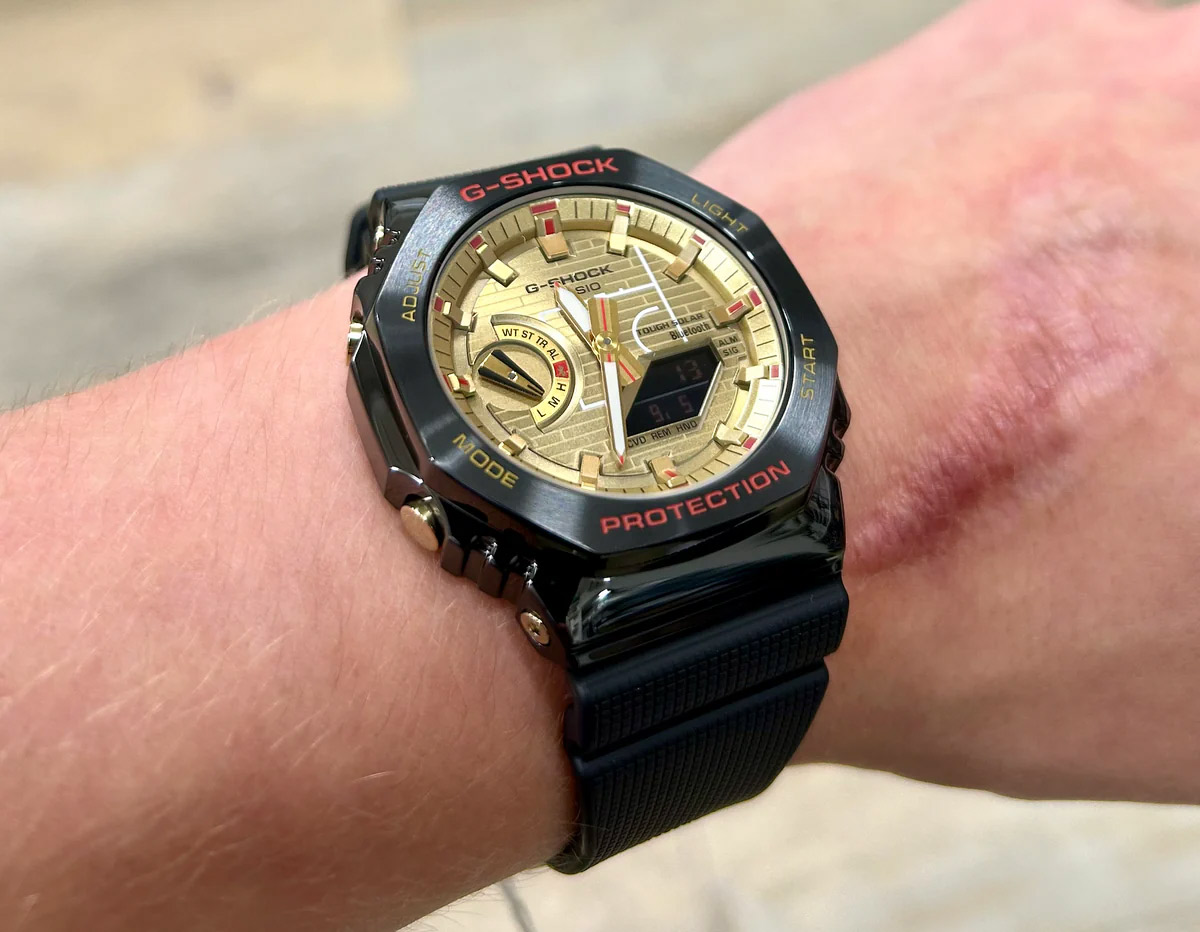 G-SHOCK GBM-2100RH-1A