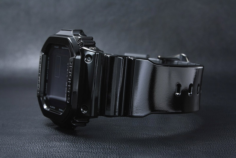 G-SHOCK GW-M5610BB-1E