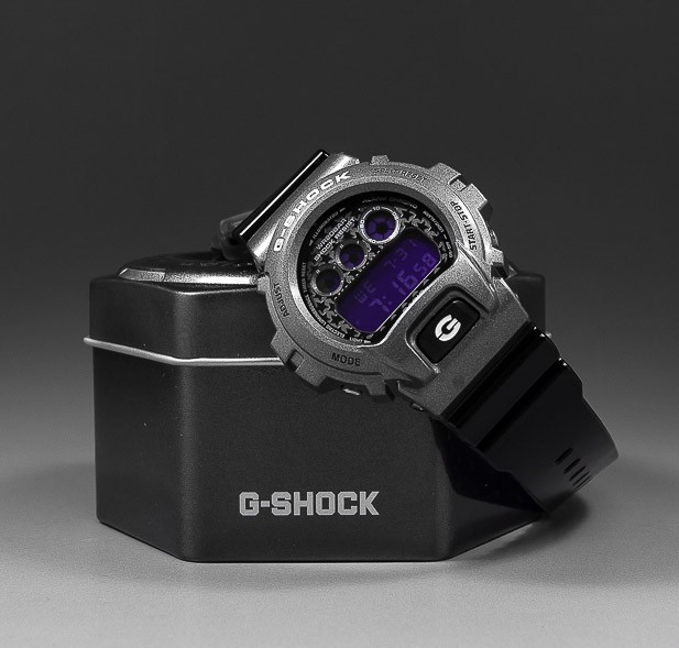 G-SHOCK DW-6900SC-8E