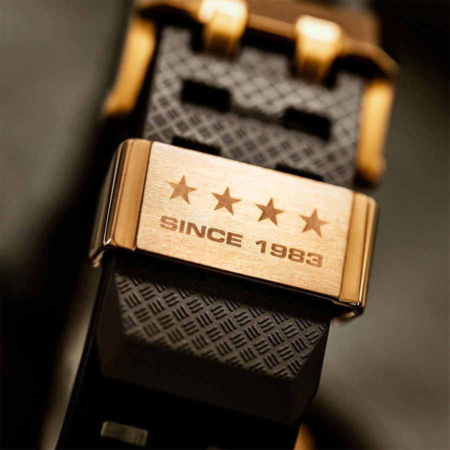 G-SHOCK GWG-2040FR-1A