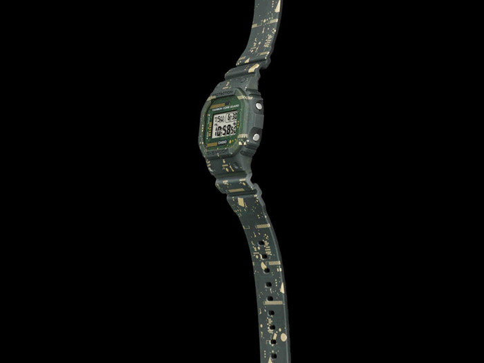 G-SHOCK DWE-5600CC-3E
