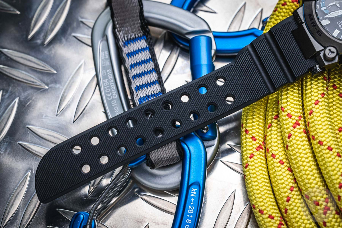 G-SHOCK MRG-BF1000R-1A