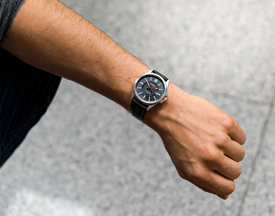 G-SHOCK MTP-E700L-1E