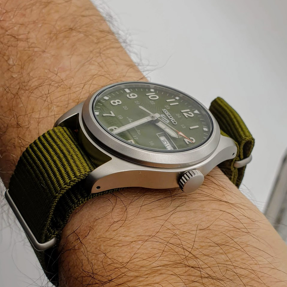 Японские часы Seiko SRPG33K1