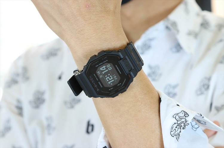 G-SHOCK GBX-100NS-1E