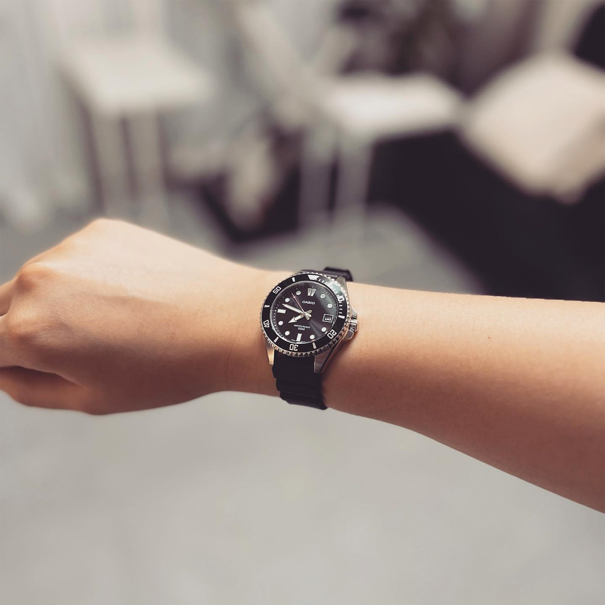 G-SHOCK MDV-10-1A1