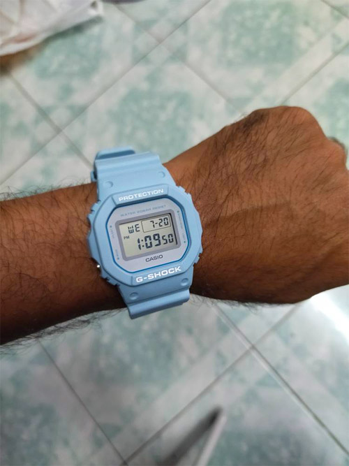 G-SHOCK DW-5600SC-2E