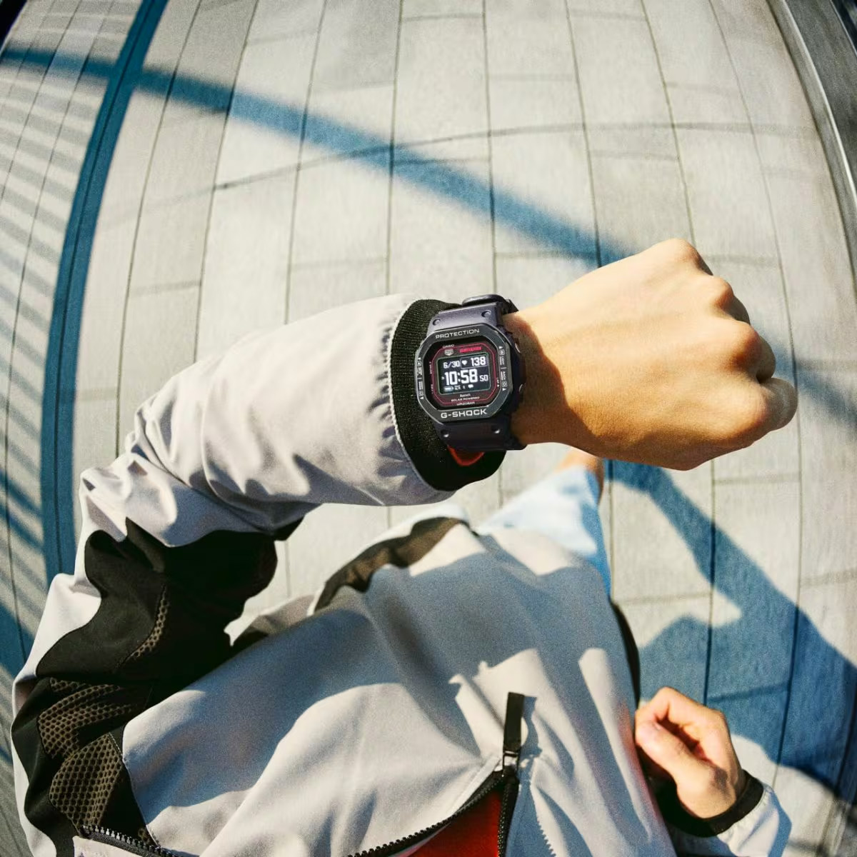 G-SHOCK DW-H5600MB-1A4