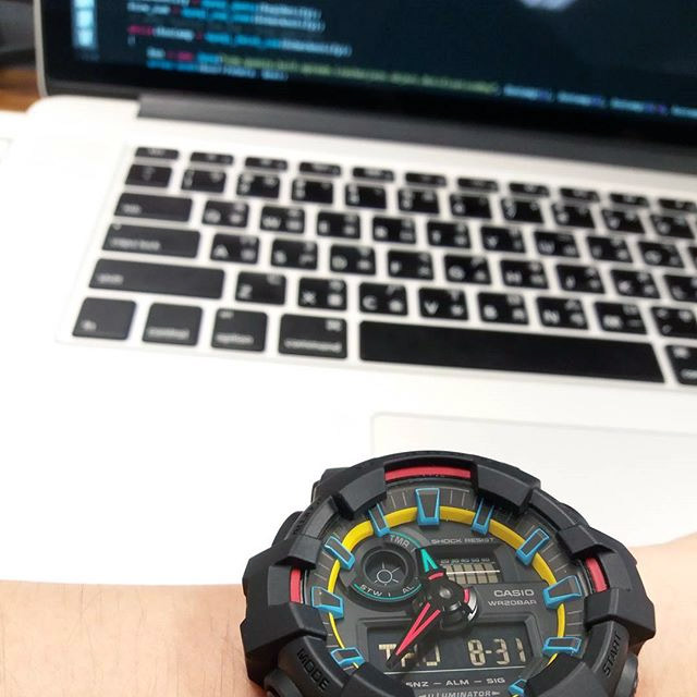 G-SHOCK GA-700SE-1A9