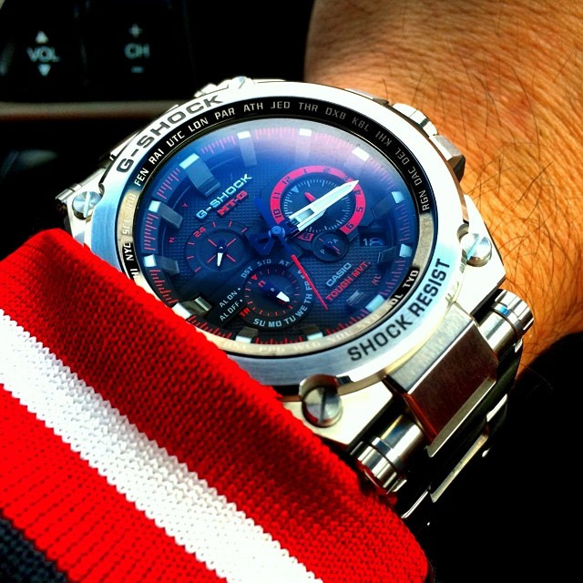 G-SHOCK MTG-S1000D-1A4