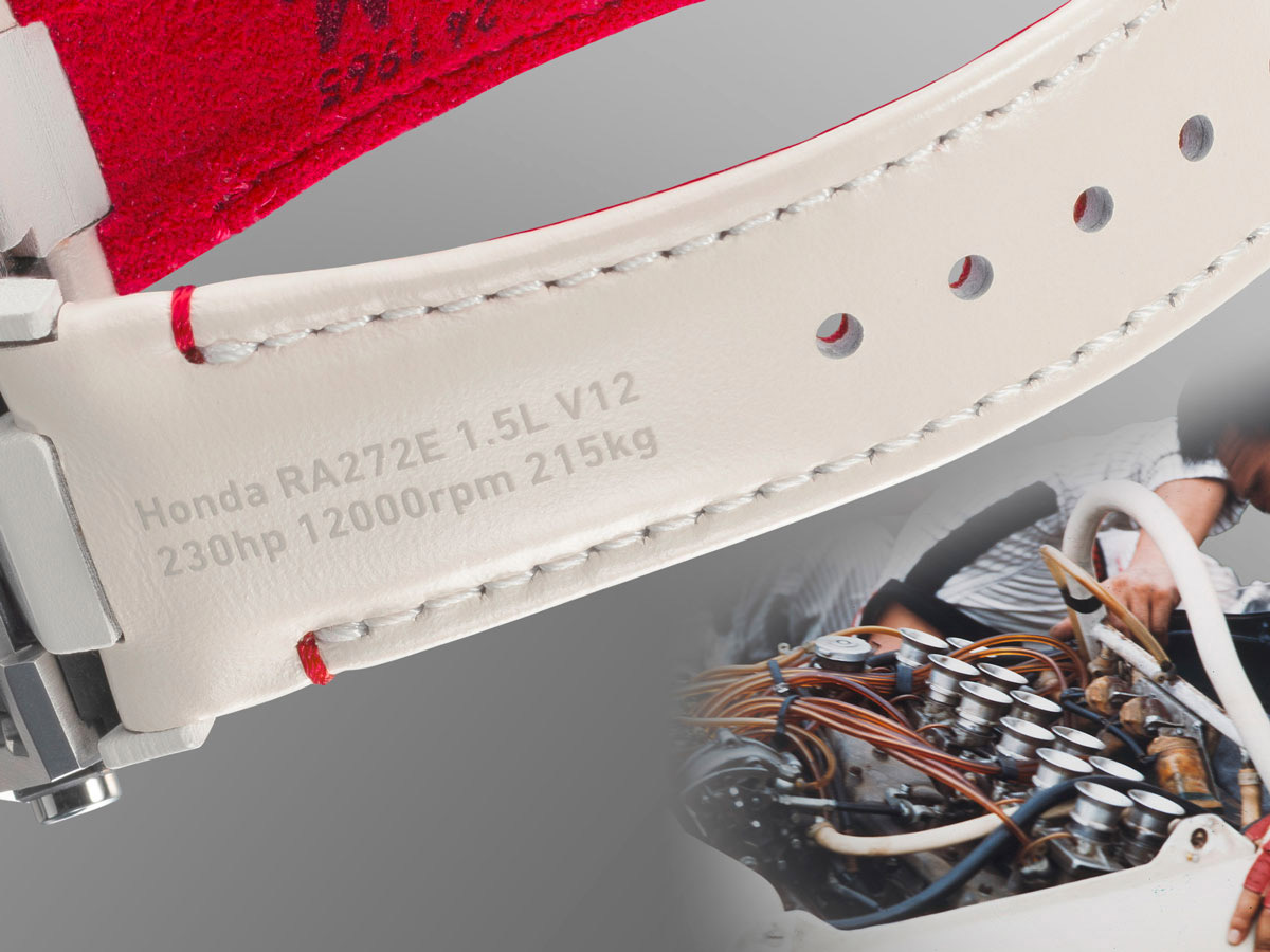 Casio Edifice ECB-2300HR-1A