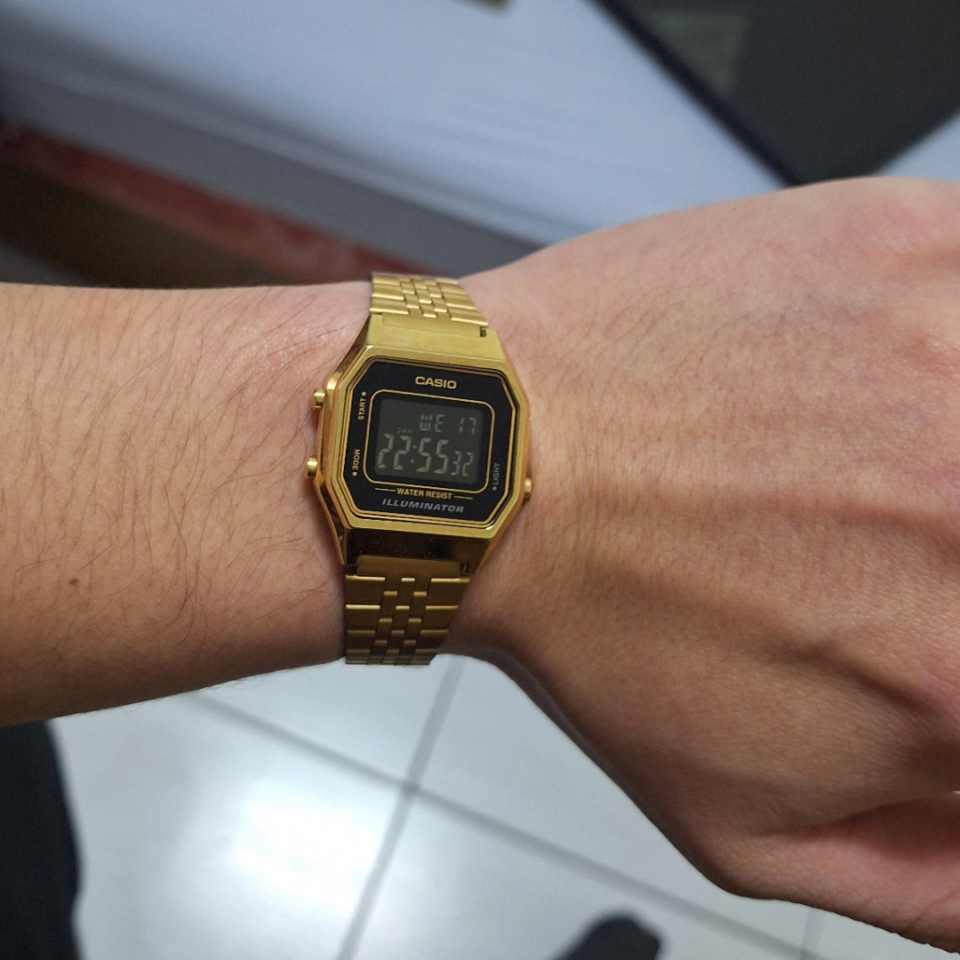 G-SHOCK LA680WGA-1B