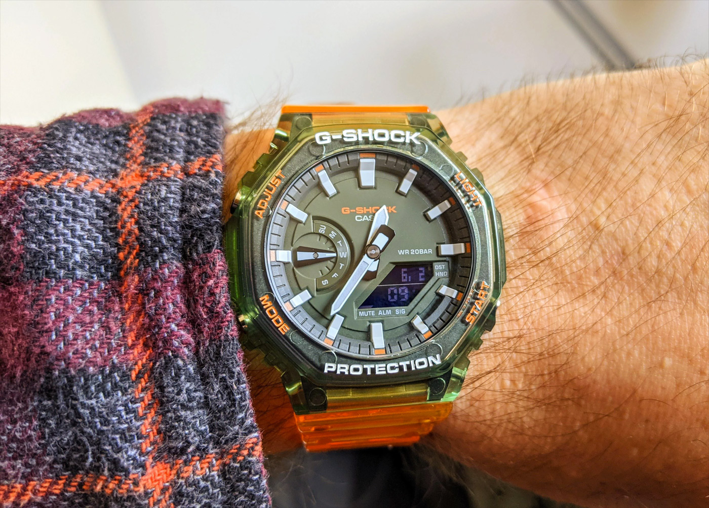 G-SHOCK GA-2100HC-4A