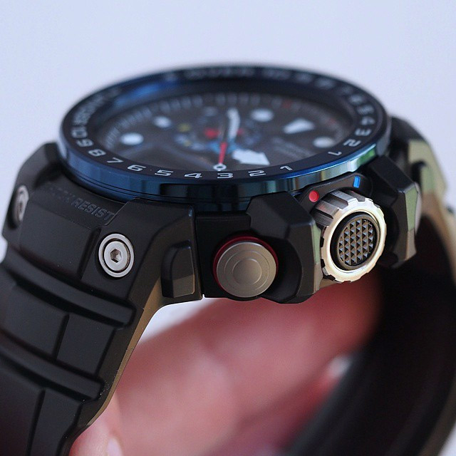 G-SHOCK GWN-1000B-1B