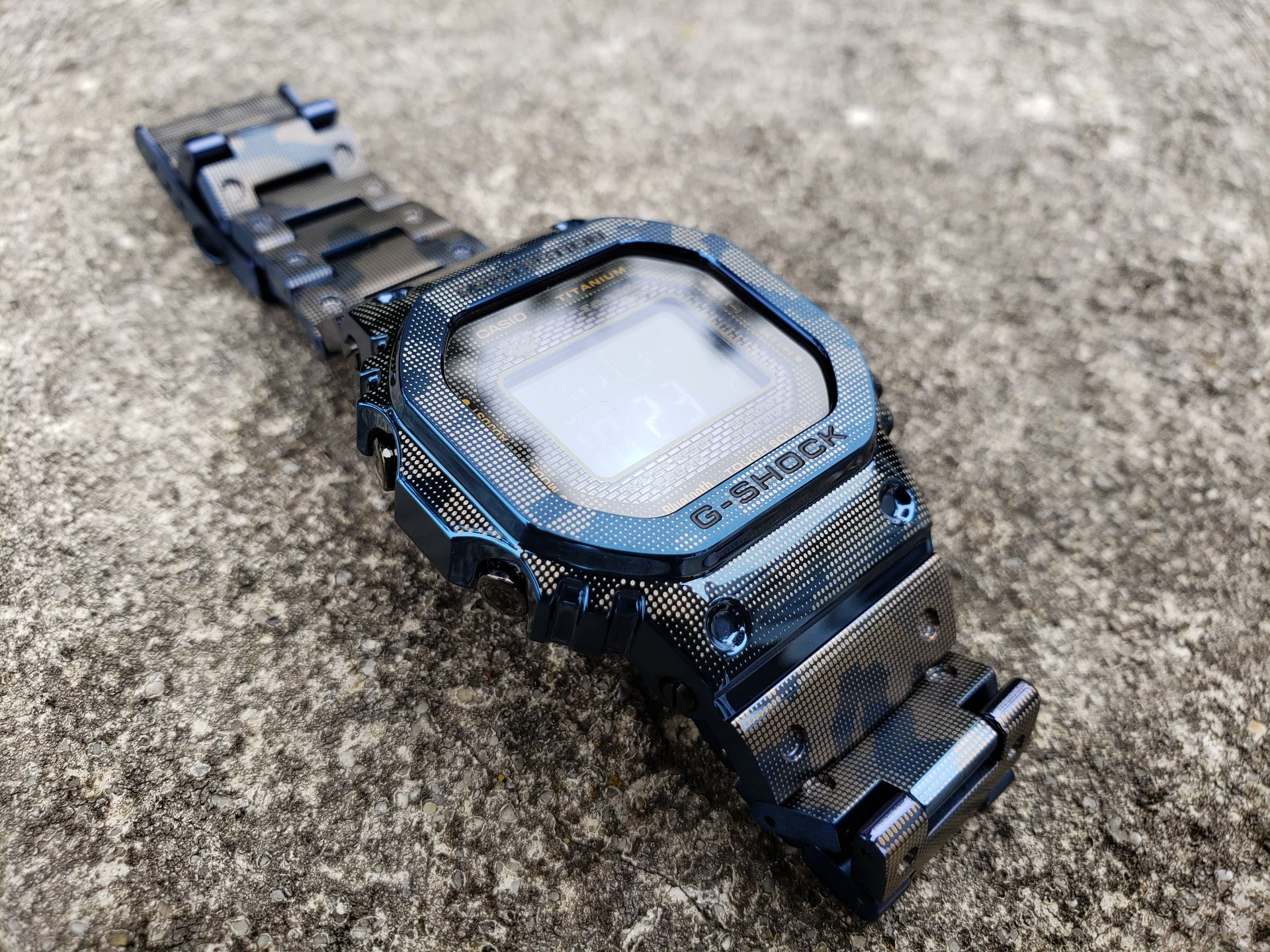 G-SHOCK GMW-B5000TCF-2E