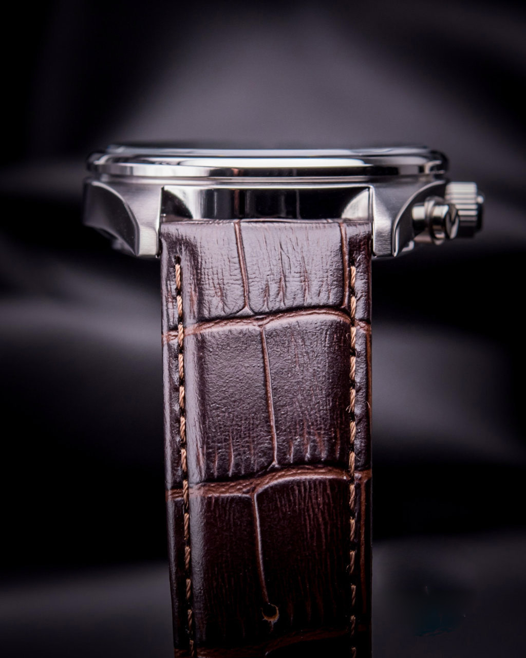 Японские часы Seiko SSB385P1