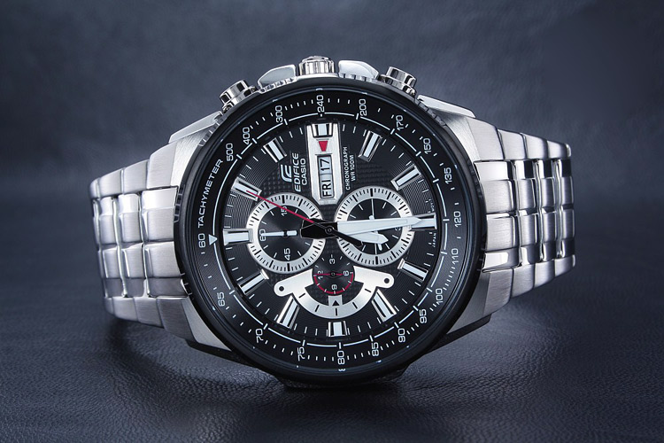Casio Edifice EFR-549D-1A8