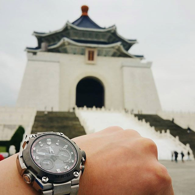 G-SHOCK MRG-G1000D-1A