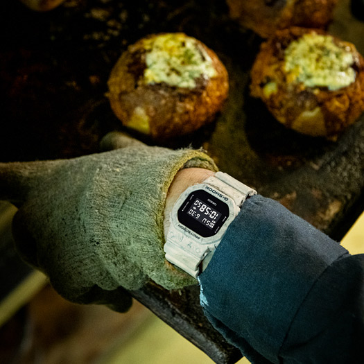 G-SHOCK DW-5600WM-5E