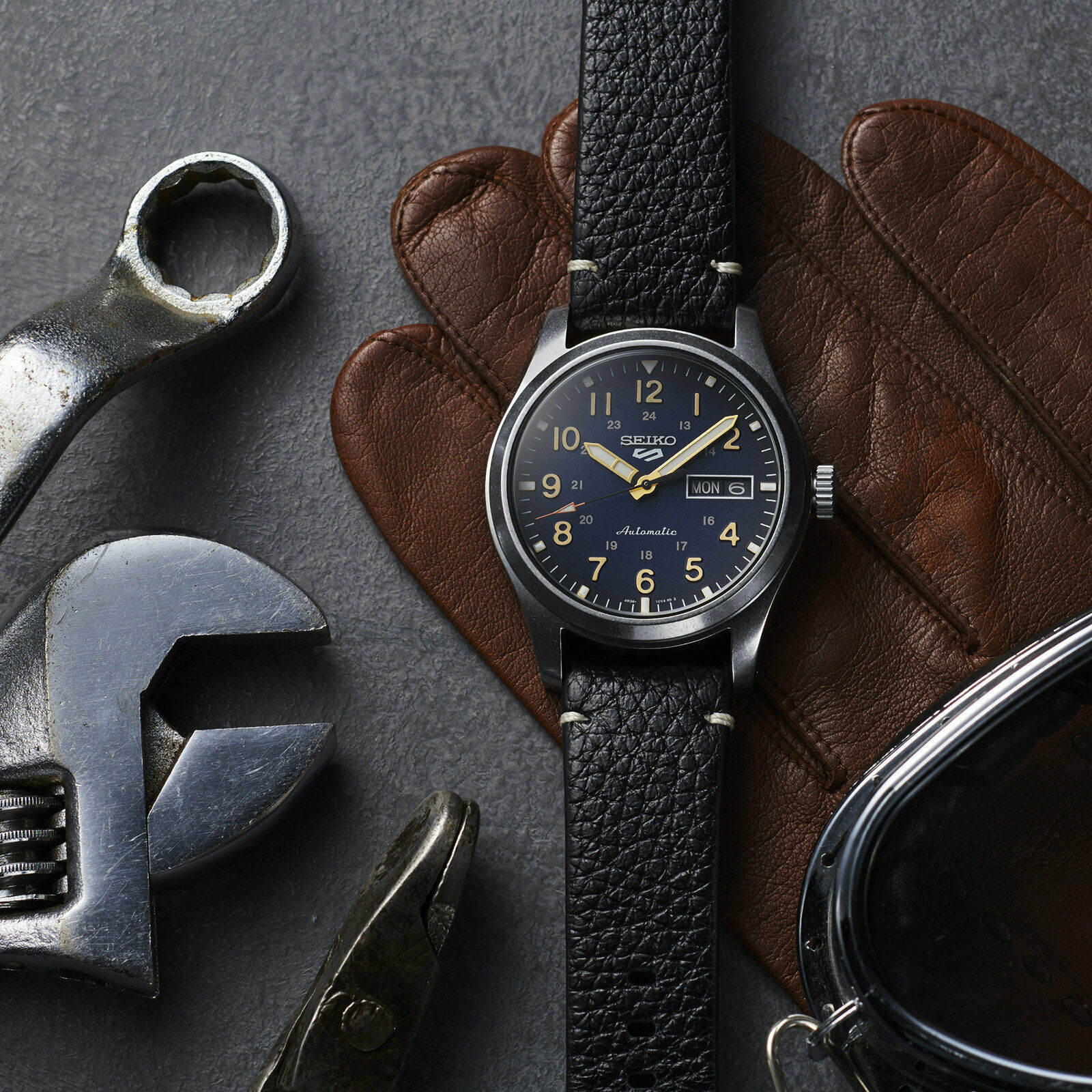 Японские часы Seiko SRPG39K1