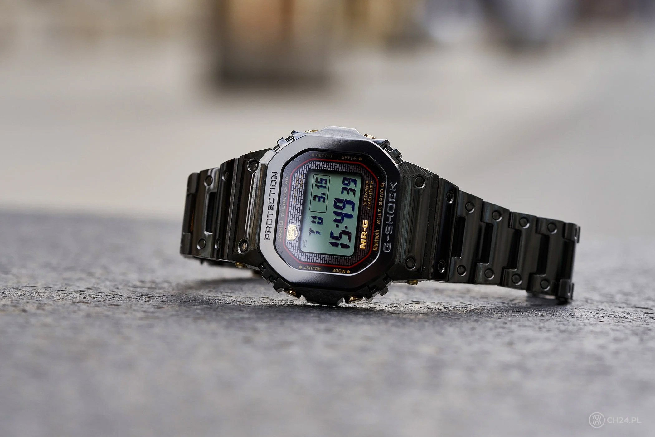 G-SHOCK MRG-B5000B-1E