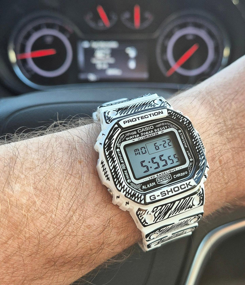 G-SHOCK DW-5600JV-7E