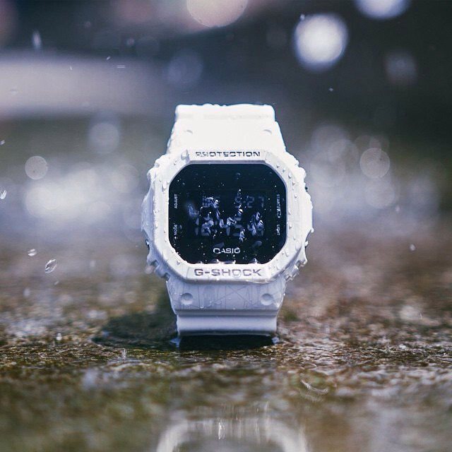 G-SHOCK DW-5600SL-7E
