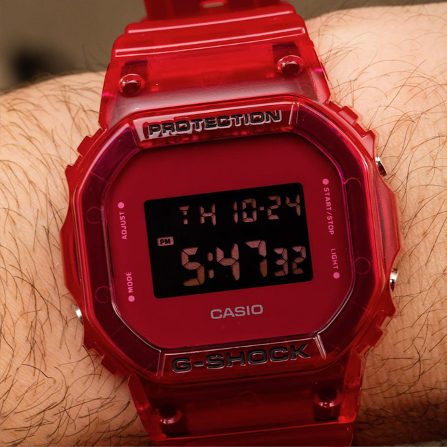G-SHOCK DW-5600SB-4E