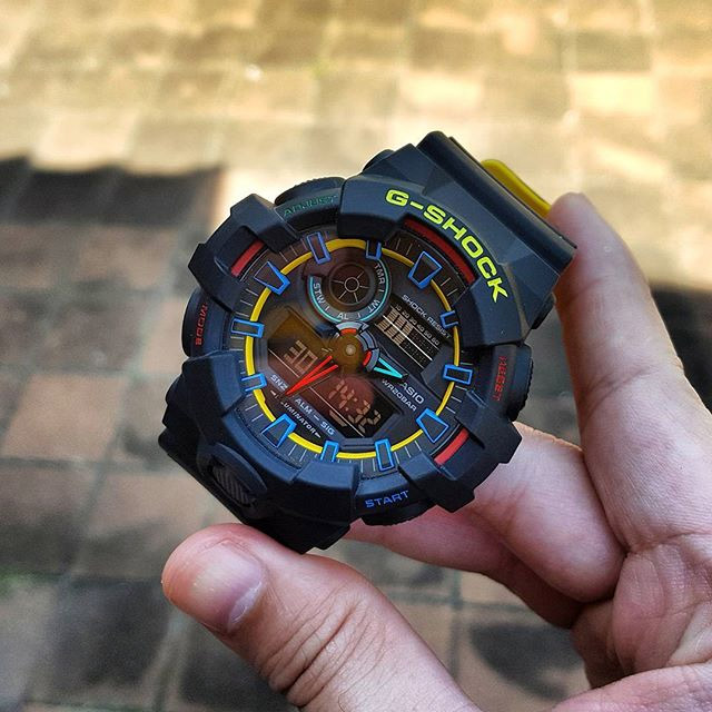 G-SHOCK GA-700SE-1A9