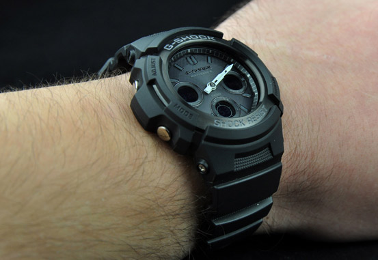 G-SHOCK AWG-M100B-1A