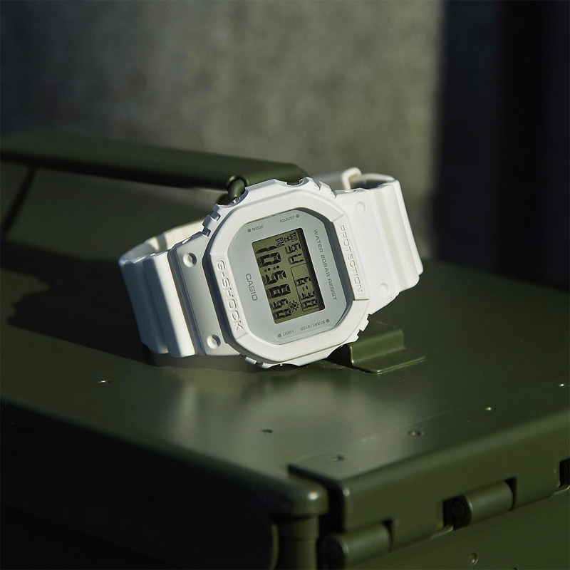 G-SHOCK DW-5600CU-7E