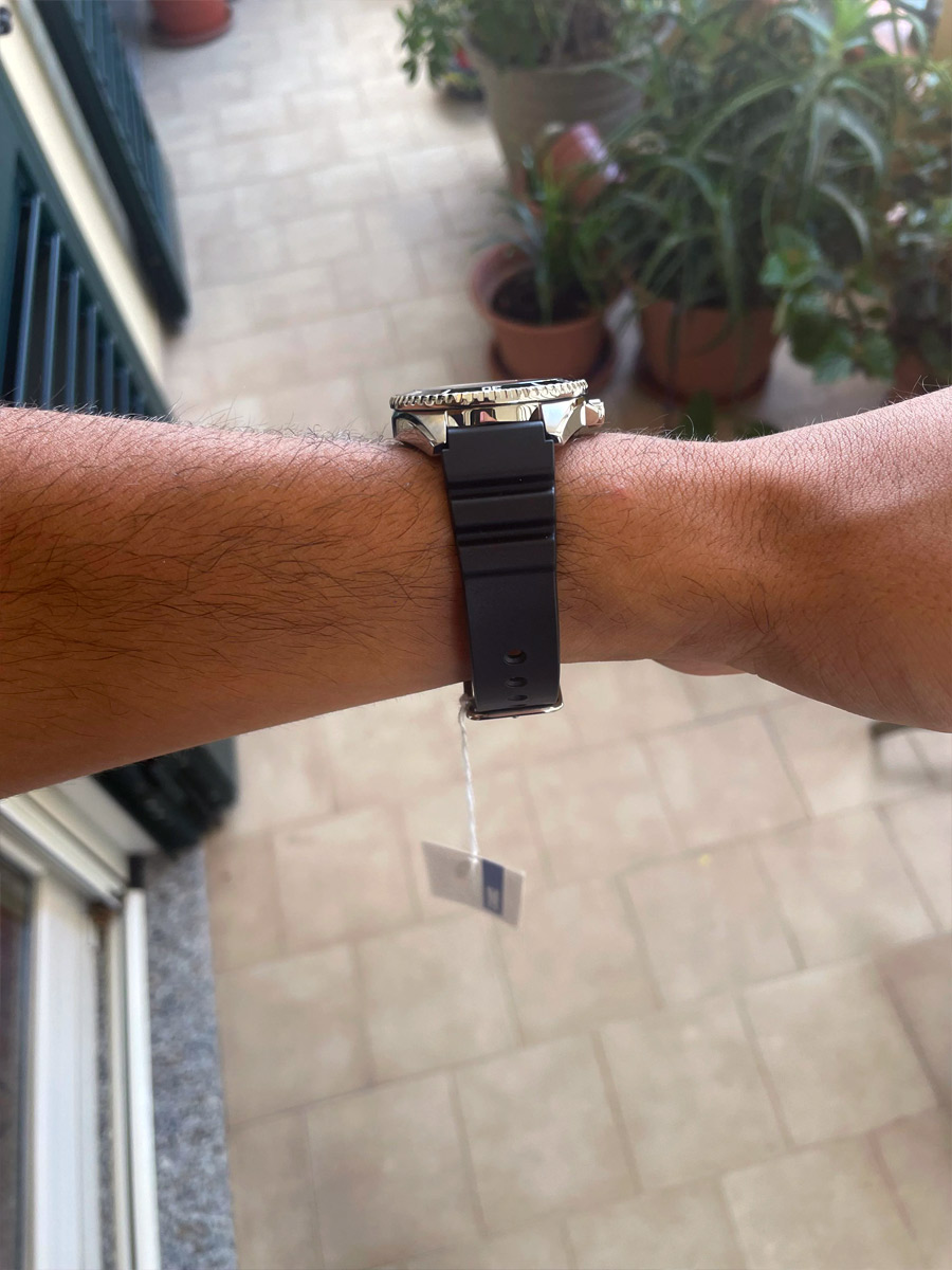 G-SHOCK MDV-10-1A1