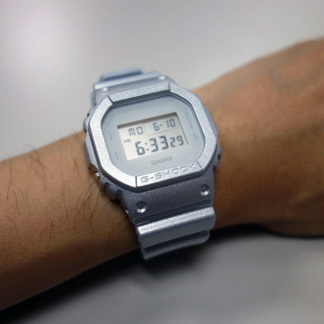 G-SHOCK DW-5600SG-7E