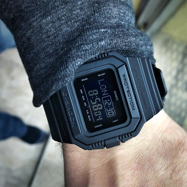G-SHOCK DW-D5500BB-1E