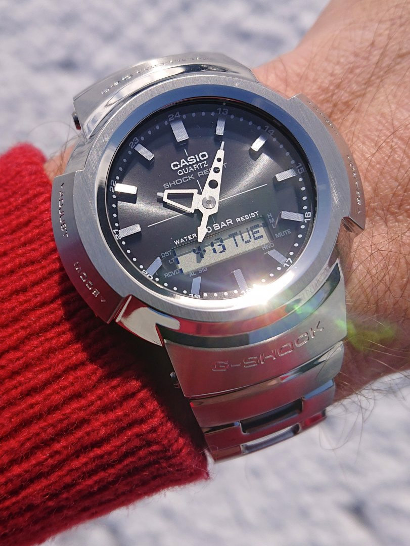 G-SHOCK AWM-500D-1A