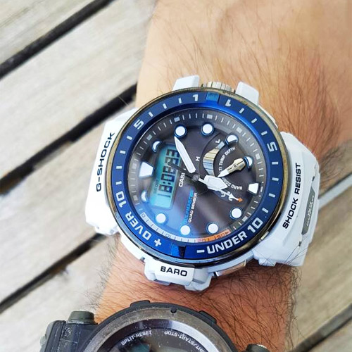 G-SHOCK GWN-Q1000-7A