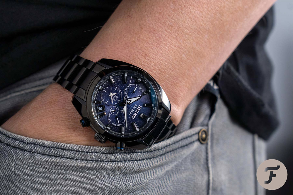 Японские часы Seiko SSH077J1