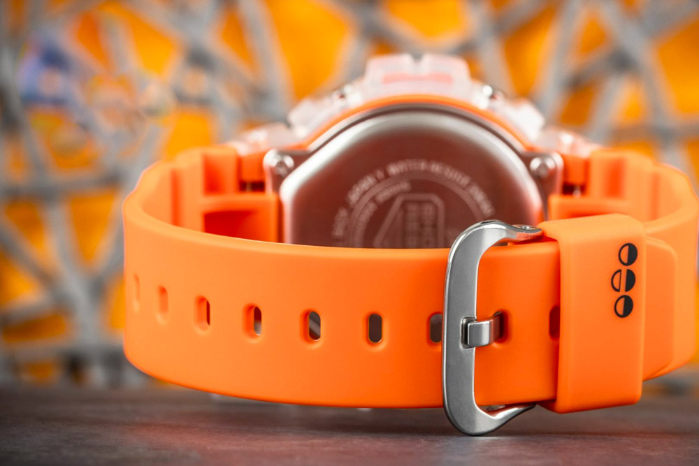 G-SHOCK DW-6900GL-4E
